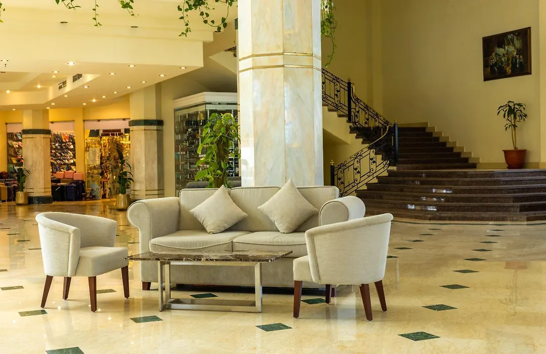 Grand Oasis Resort-1